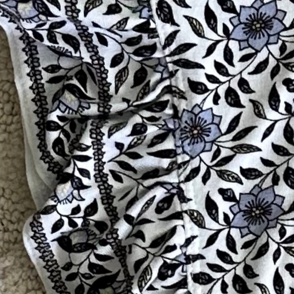 Max Studio Floral Print Ruffle Sleeve Top/Blouse White/Blue 2X Casual Feminine - Picture 5 of 13